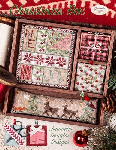 Christmas box roll pinkeep - box,