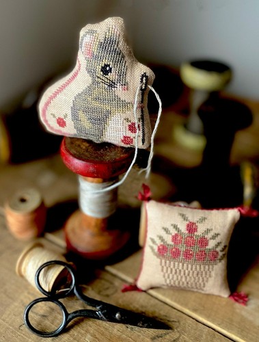 Cross stitch pattern primitive - cross,